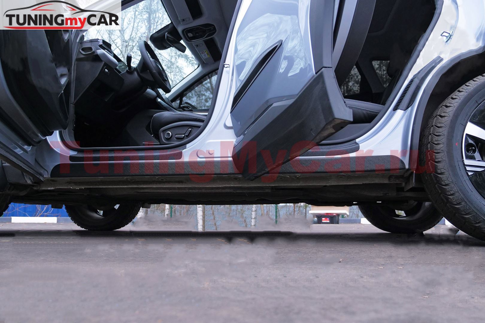 Защита порога Шагрень без скотча для Geely Atlas 2023-