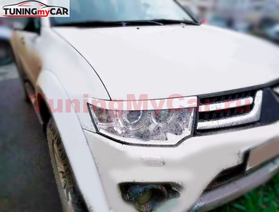 Реснички на фары Mitsubishi Pajero Sport 2008-2017