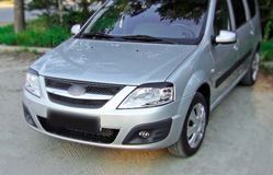 Накладки на передние фары (Реснички) Renault Logan 2004-2013, Lada Largus (универсал, фургон)  2012 - 2019, Largus Cross (универсал) 2014 - 2019