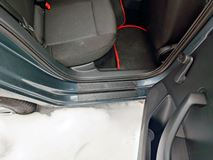 Накладки в проем дверей со скотчем для Volkswagen Polo (6 поколение) 2020-/ Skoda Rapid (1,2 поколение) 2012-2023