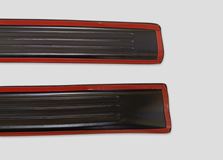 Накладки на внутренние пороги дверей Renault Sandero 2009-2013, Sandero Stepway 2009-2013