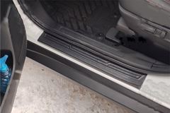Накладки на внутренние пороги дверей Mitsubishi Outlander 2012-