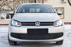 Зимняя заглушка решётки переднего бампера Volkswagen Polo V 2009-2016