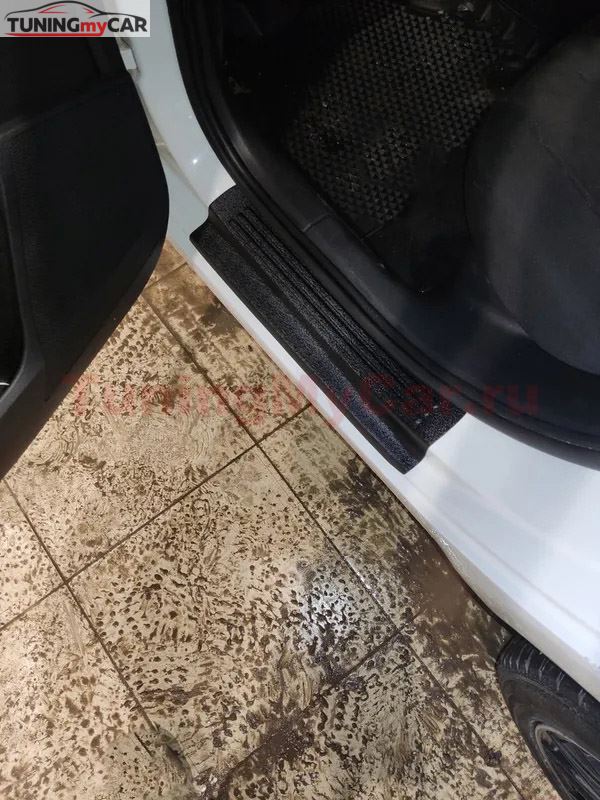 Накладки на внутренние пороги дверей для Skoda Octavia A7 2012-2017, Octavia A7 2016-2020