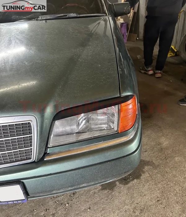 Реснички на фары для Mercedes-Benz C class 1993-2000 (W202, S202)