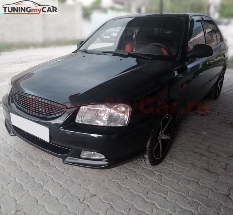 Накладки на передний бампер Клыки для Hyundai Accent